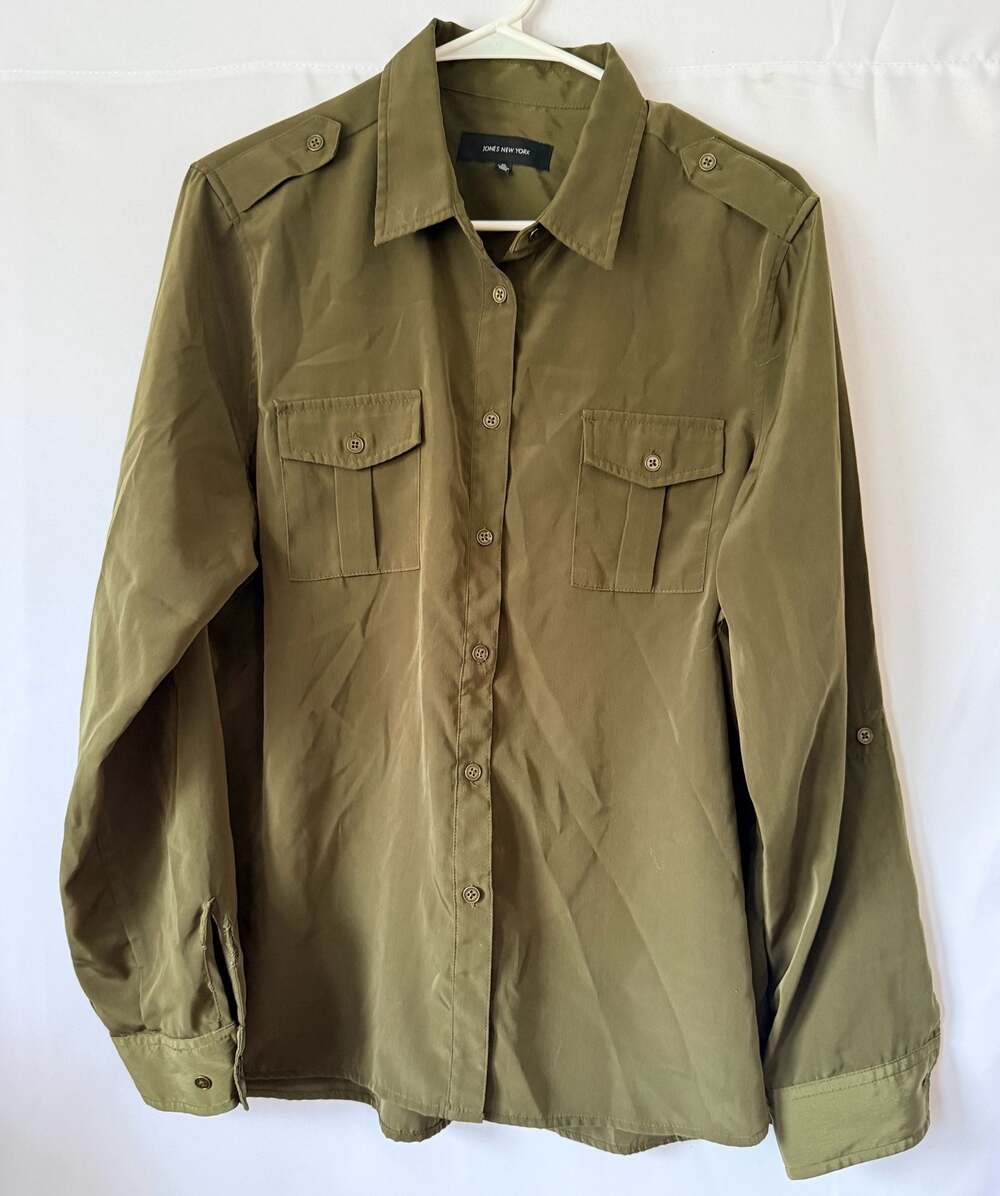 Jones New York Women's Olive Green Military Style Utility Button-Front Shirt